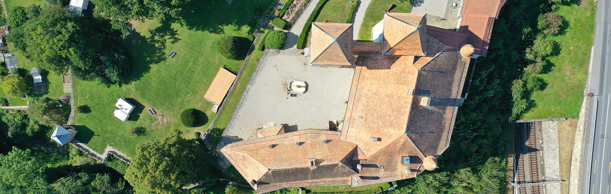 Header - Devises et taux